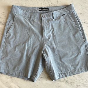 Travis Mathers men’s shorts like new size 35